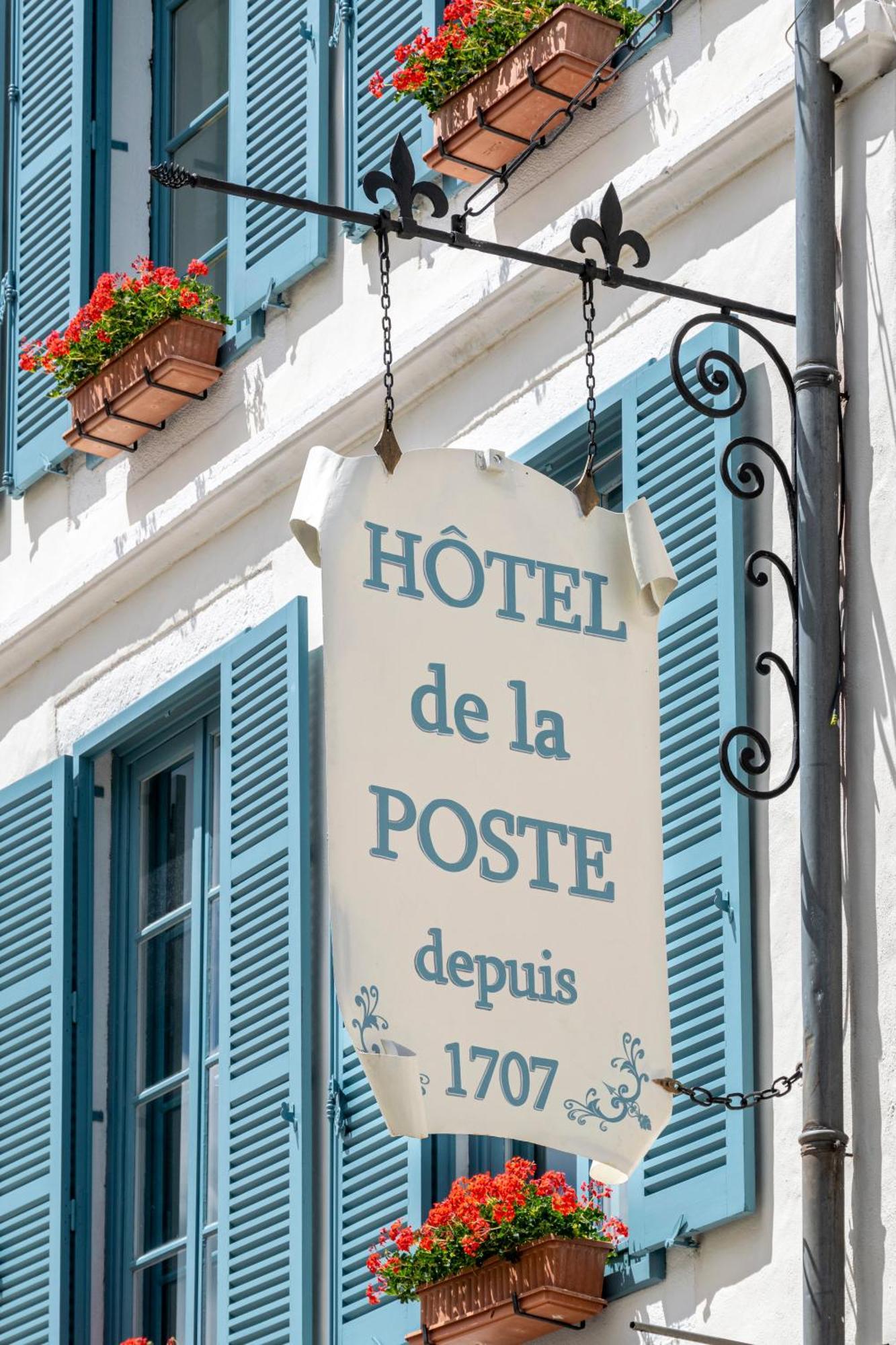 Hotel De La Poste Авалон Екстериор снимка