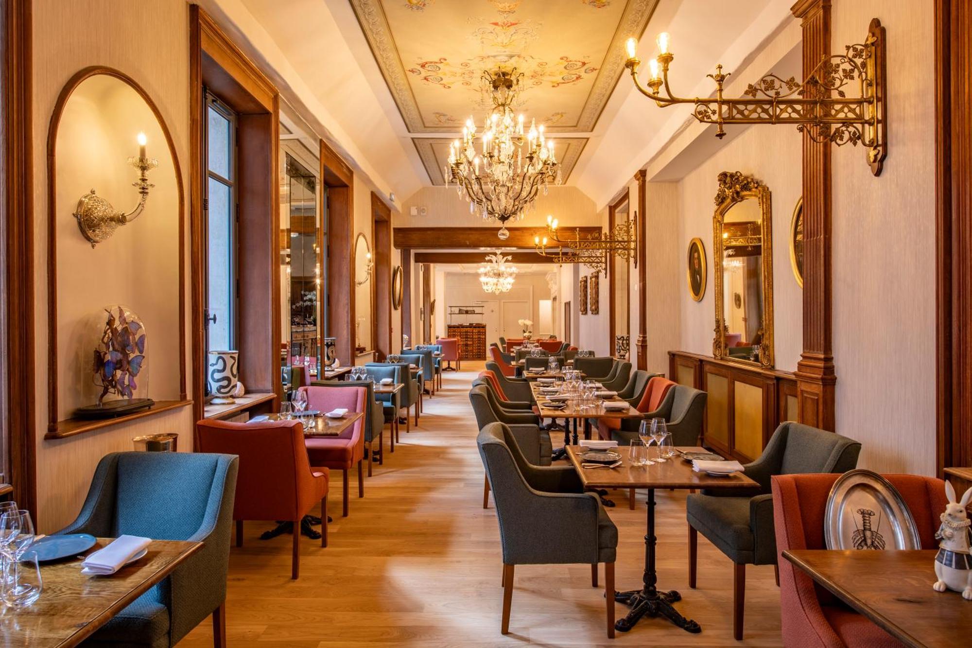 Hotel De La Poste Авалон Екстериор снимка